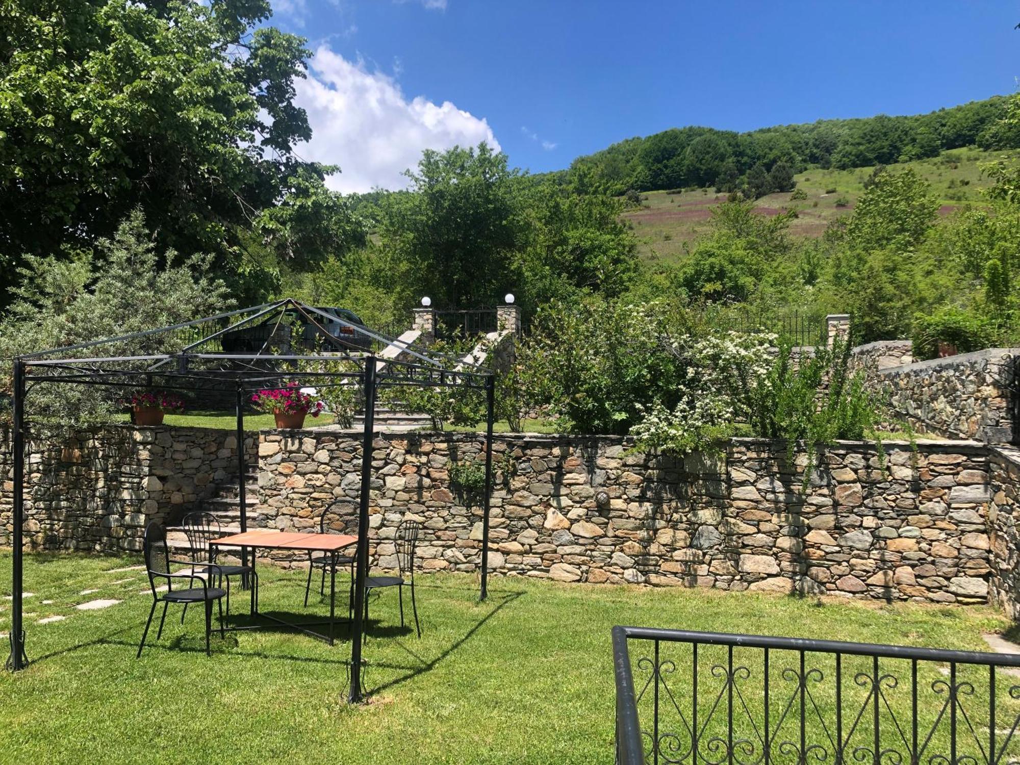 Guesthouse Kontogianni - Materka Nimfaíon 외부 사진